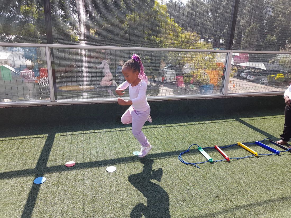 Outdoor movement class
